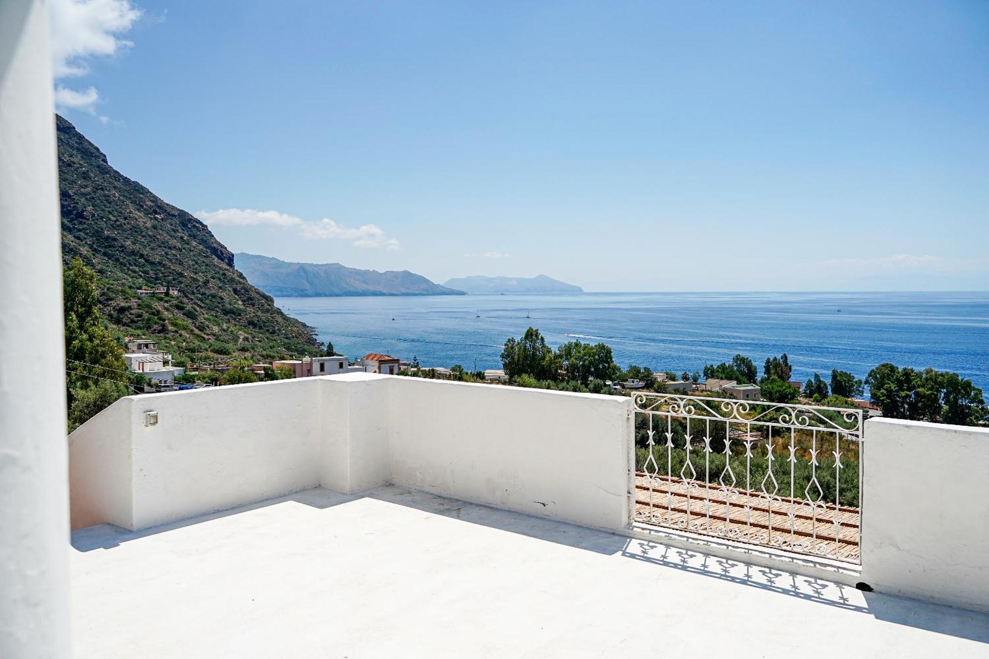 Salina Castel Vinci Villa Rinella Exteriör bild